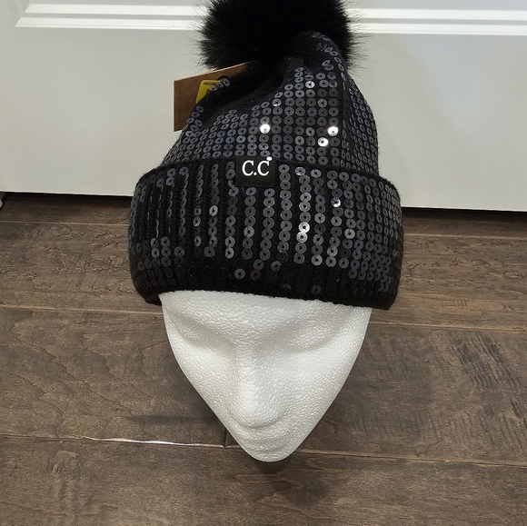 New C.C Women's Beanie with Pom Pom - Picture 5 of 9